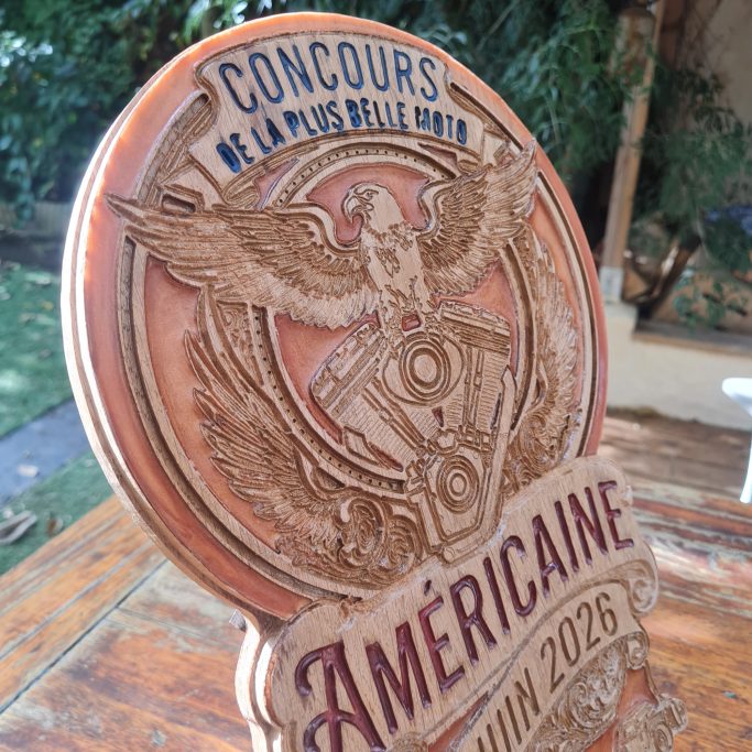 Trophée Concours Moto Américaine Trophée de la plus belle moto en bois et résine, réalisé par Fumblebox.